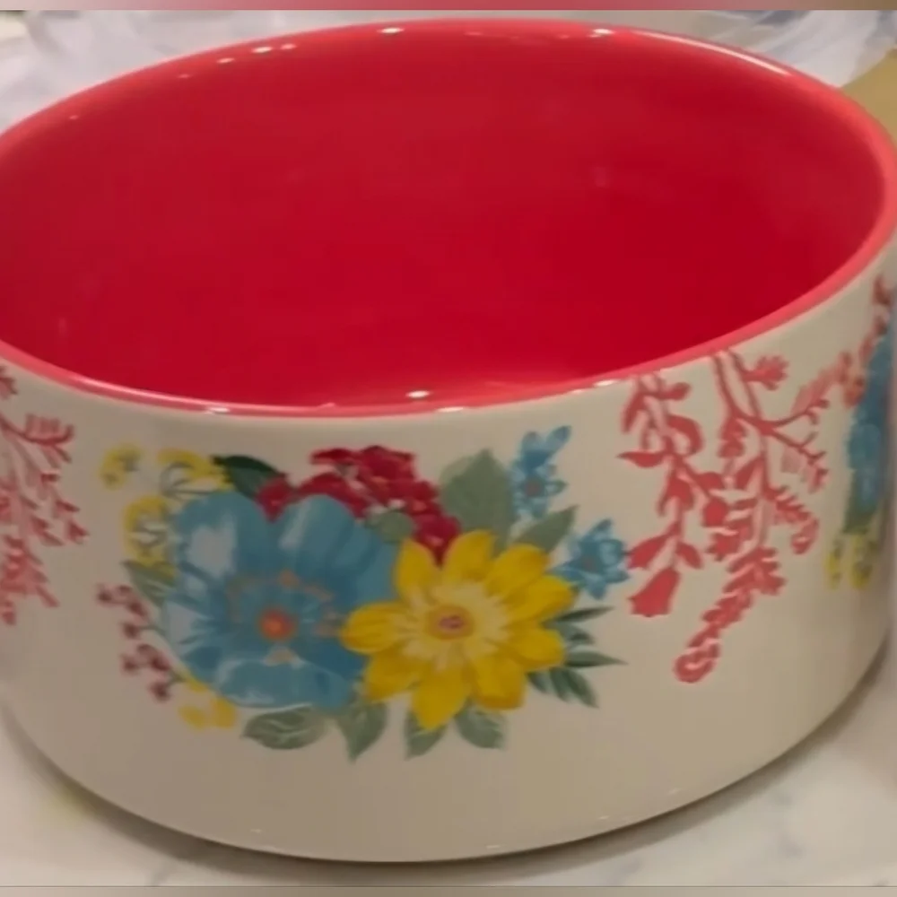 The Pioneer Woman 6x3 Round Fancy Flourish Bowl